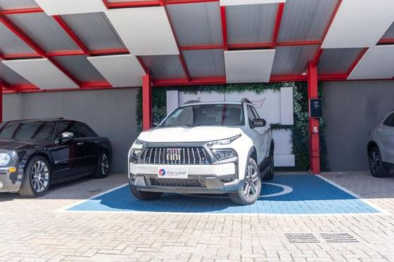 FIAT TORO 1.3 TURBO 270 FLEX FREEDOM AT6 FIAT TORO 1.3 TURBO 270 FLEX FREEDOM AT6